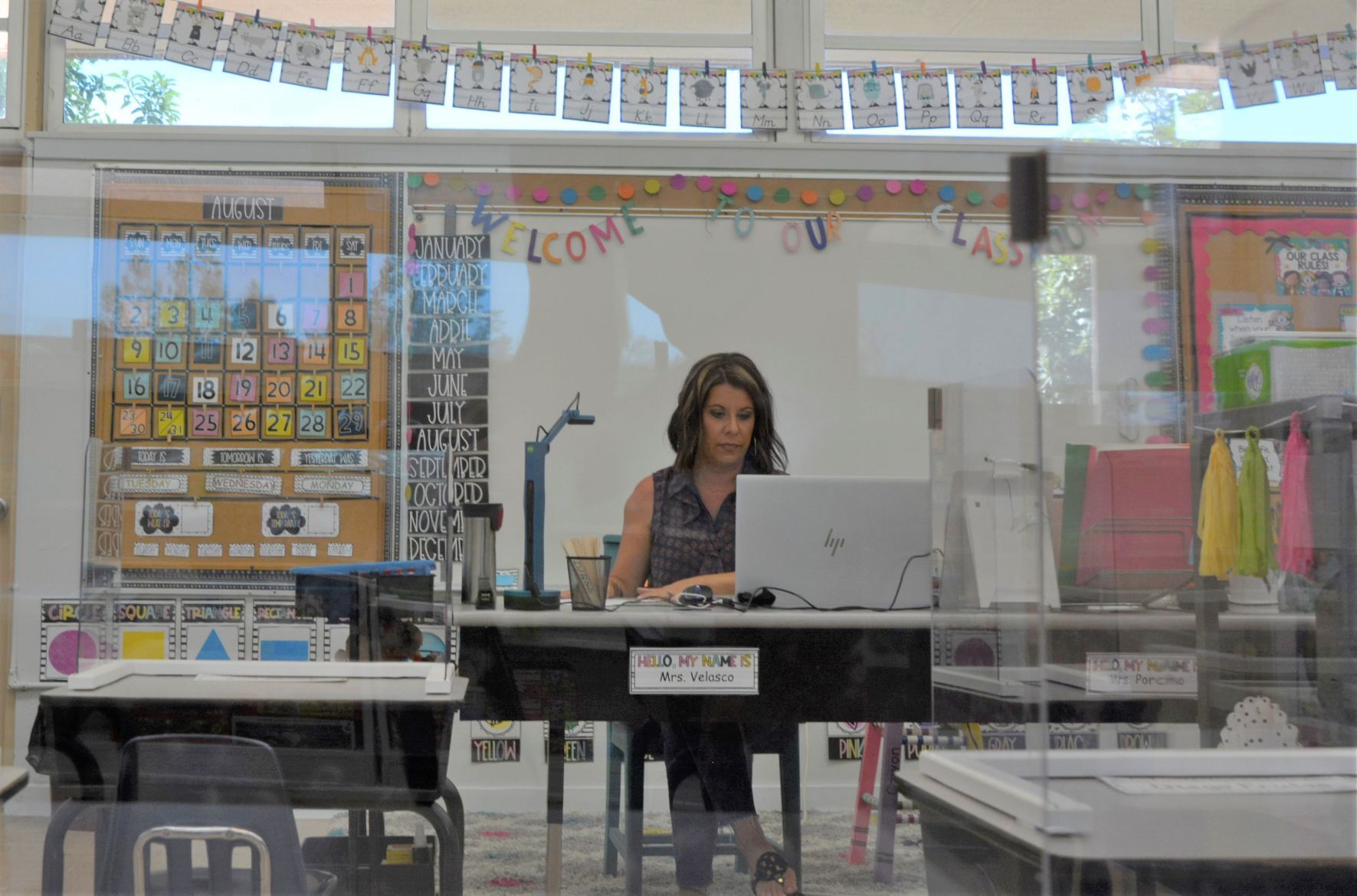 082520-smt-photo-B2School-StLouis-Montfort-3